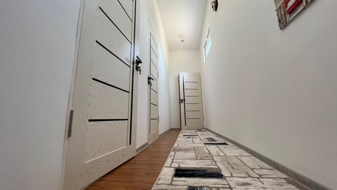 Hostel L&K Tasken Kültér fotó